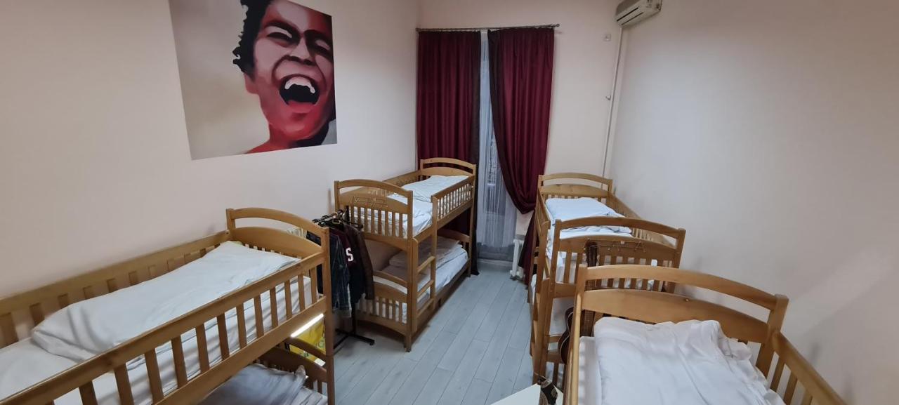 קייב Dja Hostel מראה חיצוני תמונה