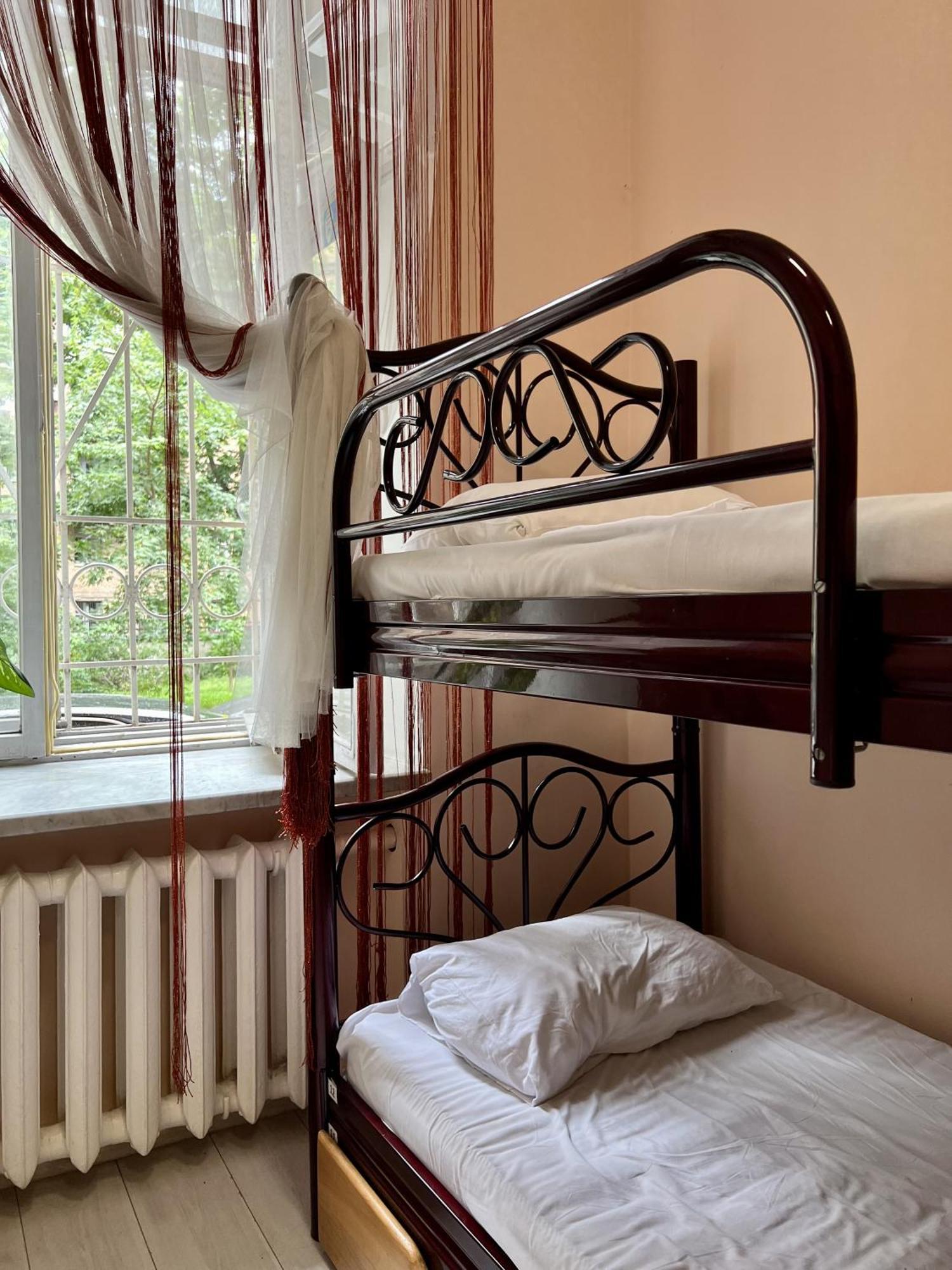קייב Dja Hostel מראה חיצוני תמונה
