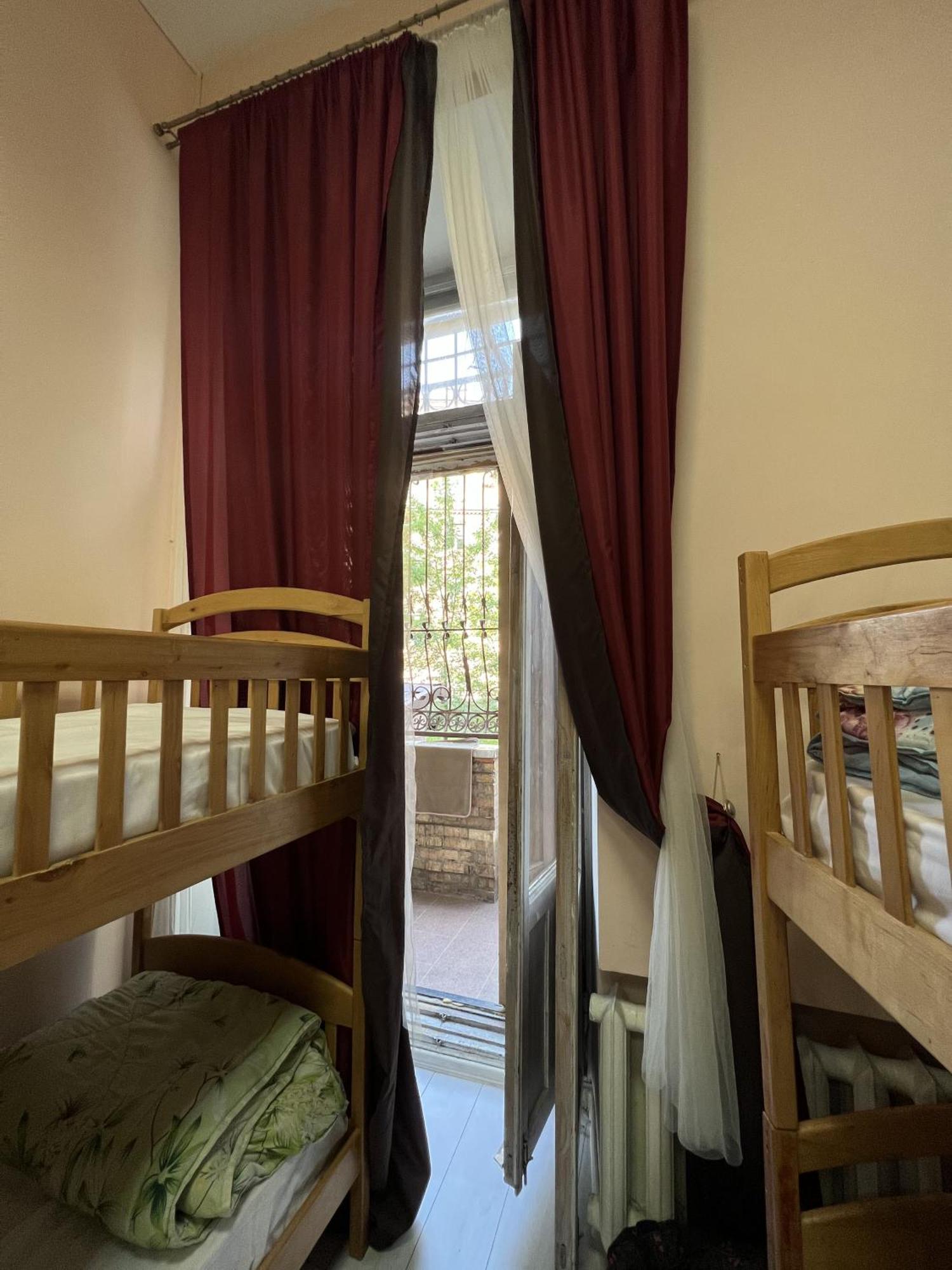 קייב Dja Hostel מראה חיצוני תמונה